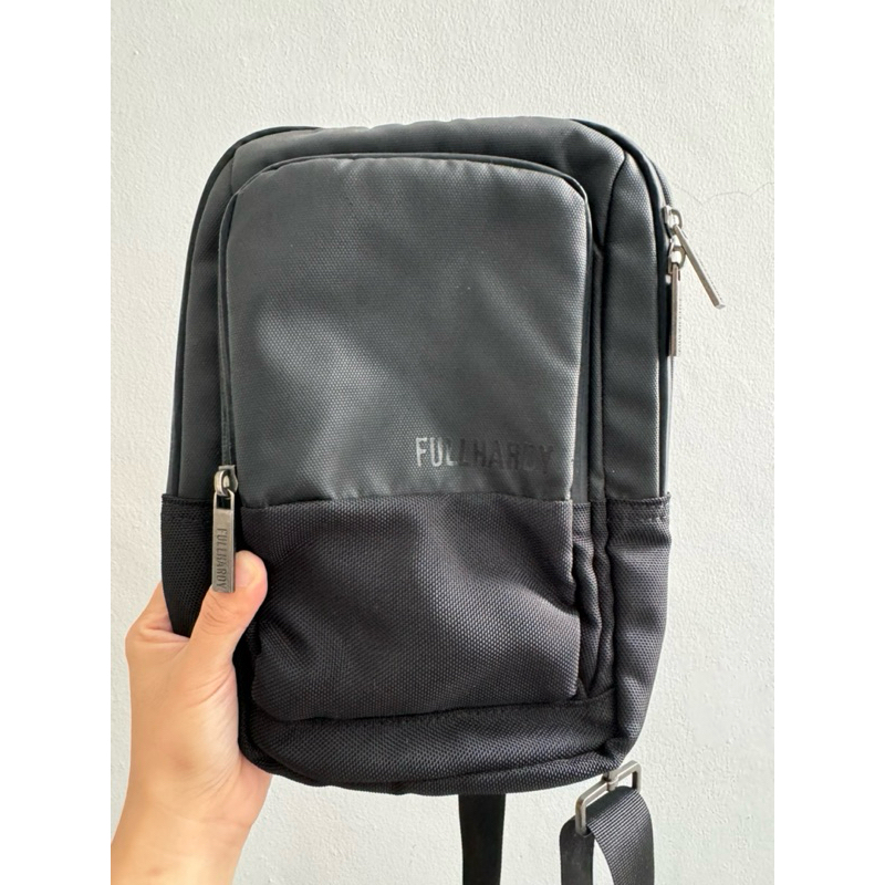 preloved tas pria fullhardy laki laki waist bag Black