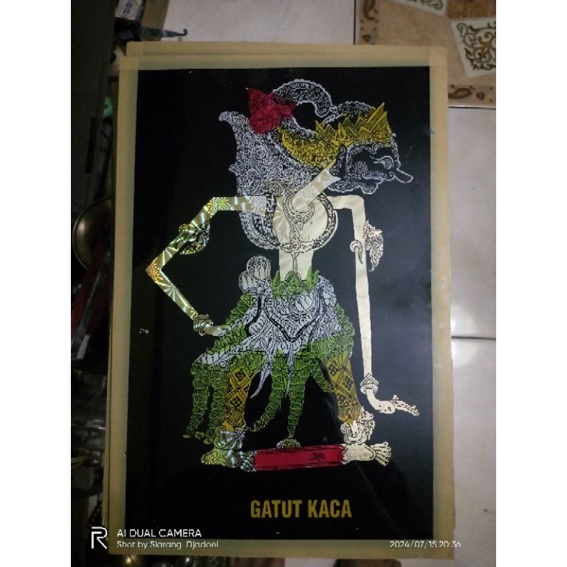 hiasan dinding jadul antik kuno perwayangan