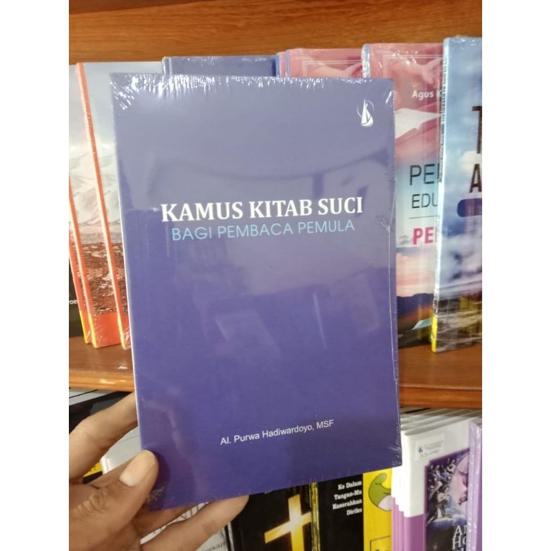 KAMUS KITAB SUCI BAGI PEMBACA PEMULA