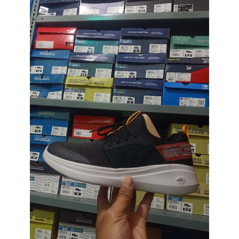 SKECHERS GO RUN FAST 55109/BKMT