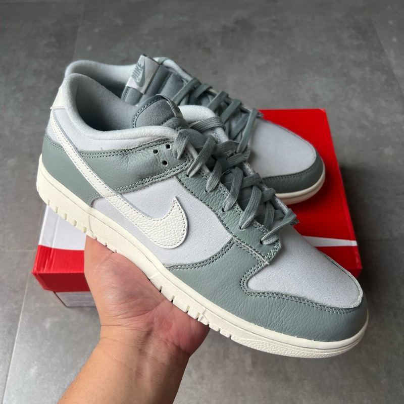 Nike Dunk Low Mica Green