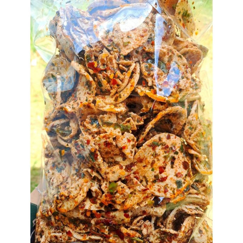 

BASRENG BULAT / CEMILAN BASRENG BULAT / KERIPIK BASRENG BULAT PEDAS DAUN JERUK KEMASAN 500g
