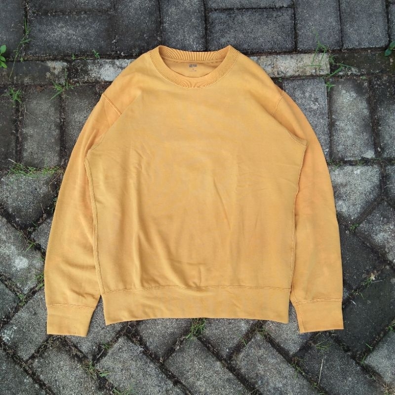 crewneck uniqlo