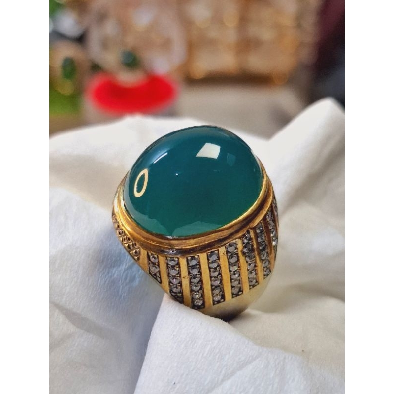 Batu Bacan Natural Hijau Majiko Tanah hitam High Quality