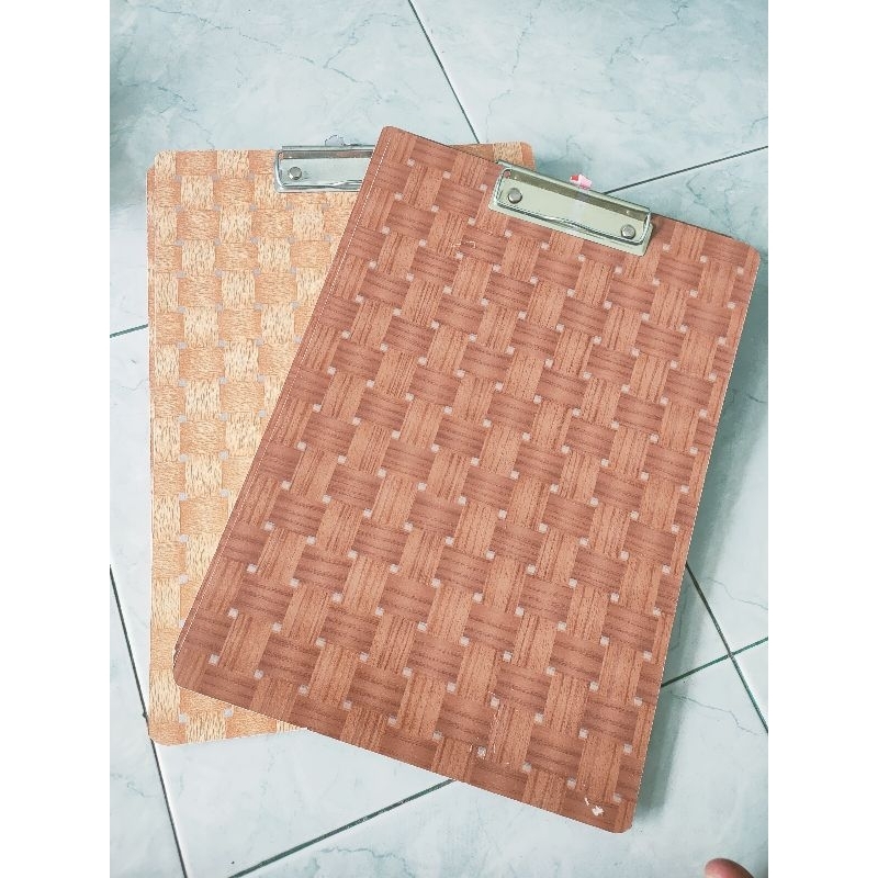 

CLIP BOARD KAYU HORE