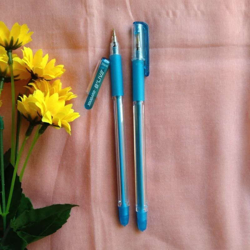 

Ballpoint B'Live Pulpen Standard Tinta Hitam 0.3 mm Eceran 1 pcs