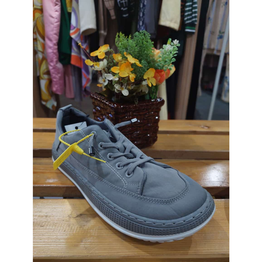 Sepatu Kets Pria Fashion Size 44
