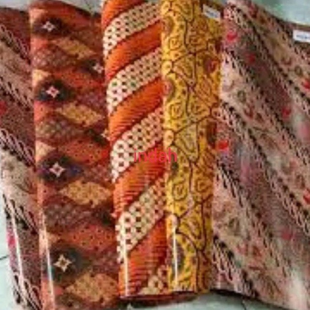 

Extra 1 Pack Kes Kado Kiky Motip Batik Isi 5 Lembar