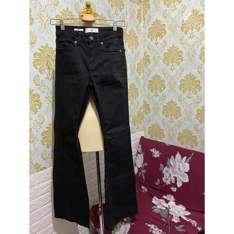 flare jeans