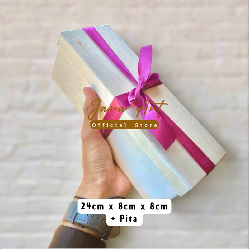 

KOTAK WADAH HAMPERS TUMBLER, MUG, BOTOL, TERMOS PLUS PITA UKURAN 24cm x 8cm x 8cm