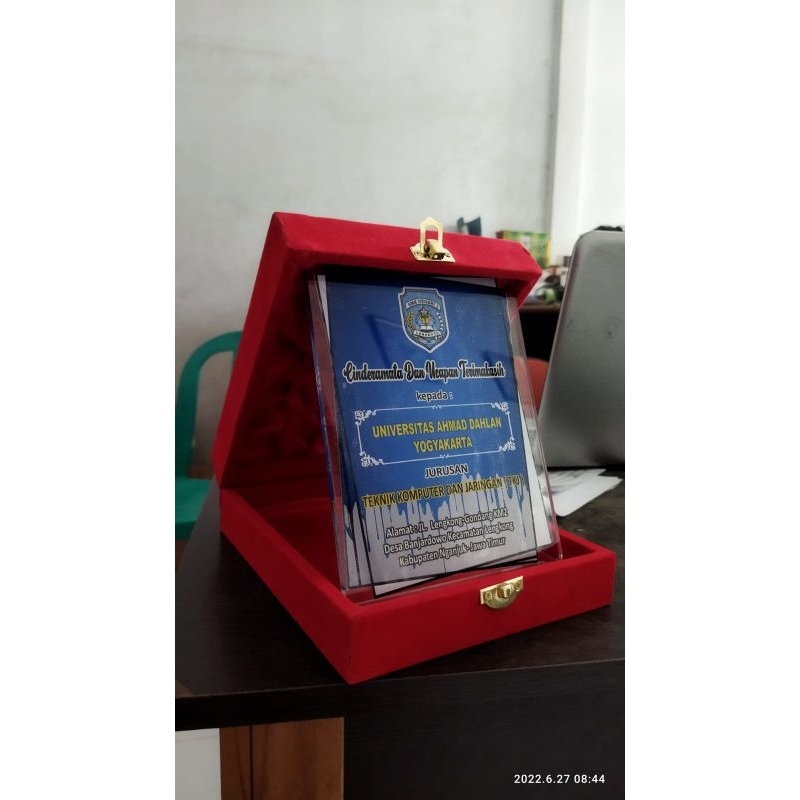 

boks bludru custom ukuran besar P : 27 cm L : 16 cm T : 6 cm