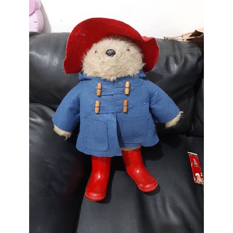 Boneka Paddington Boots Merah