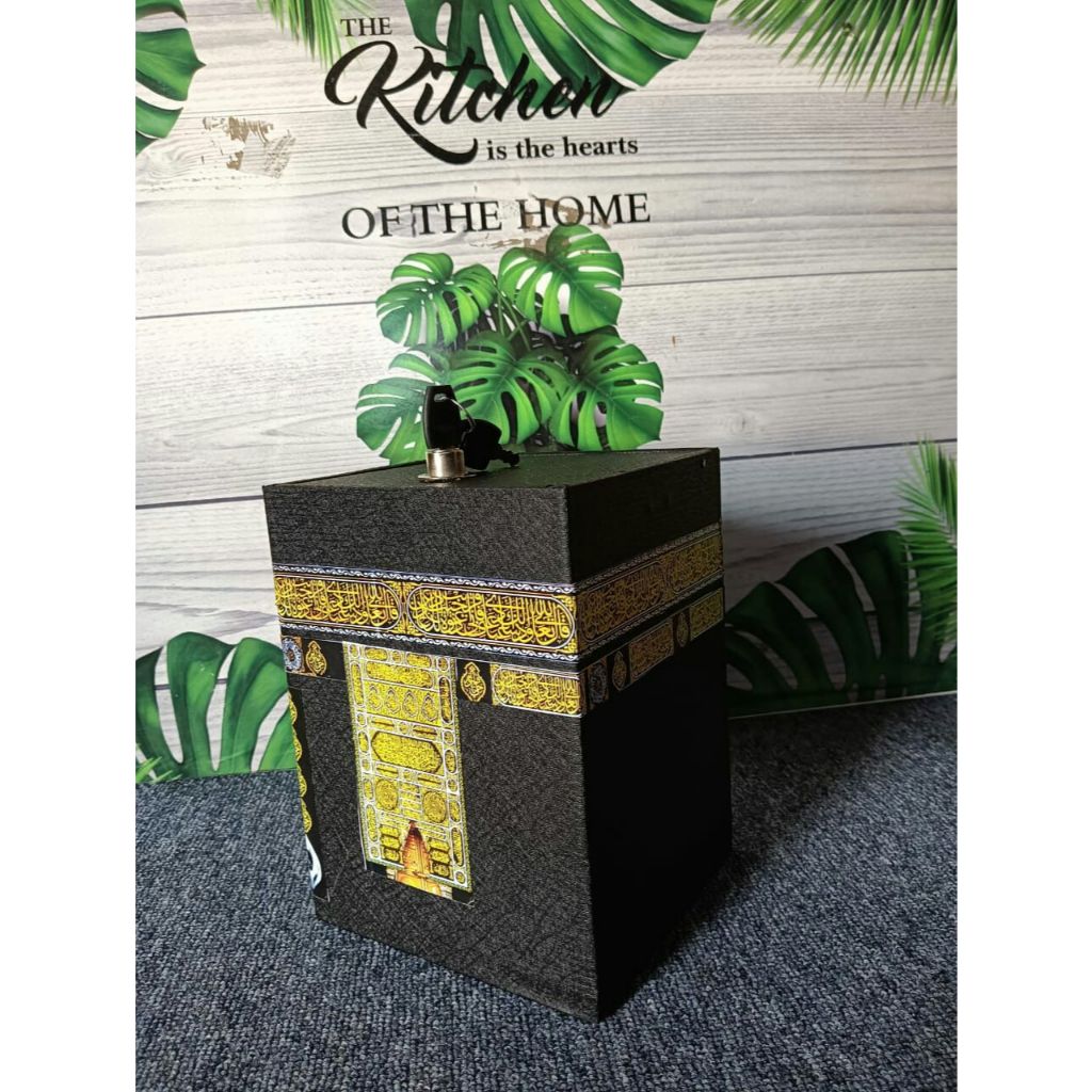 Celengan Ka'bah + KUNCI Celengan Miniatur Ka'bah FULL FOIL 3D Souvenir Haji Ka'bah