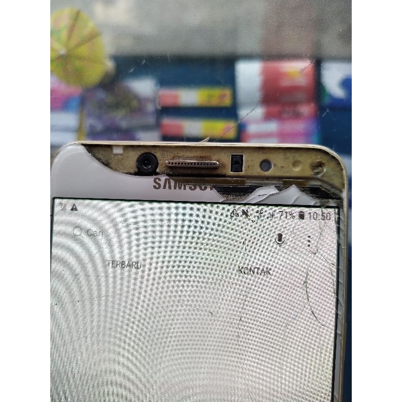 Samsung c7 pro ram 4/64 Minus glass retak di atas Sama lcd agak shadow TAPI FUNGSI sentuh dll Oke