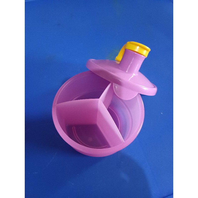 Formula Dispenser Tupperware