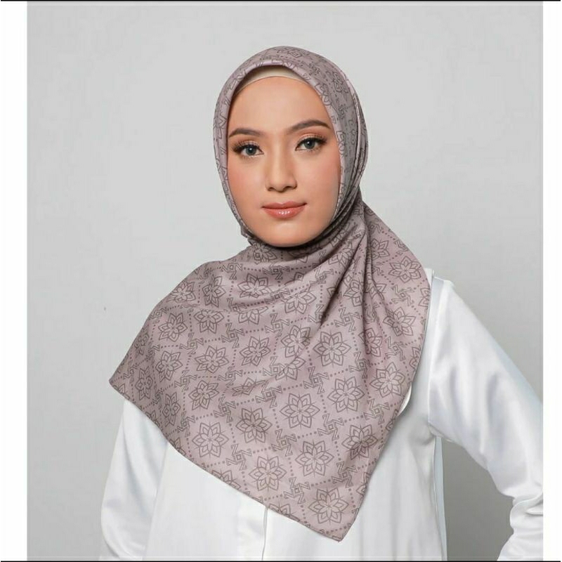 Kerudung / Zoya / voal signature / Voal Zoya premium / voal / motif monogram / monogram / hijab zoya