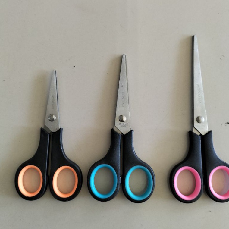 

12 PCS Gunting renteng hitam MONTANA EXSIS KODE B8A1