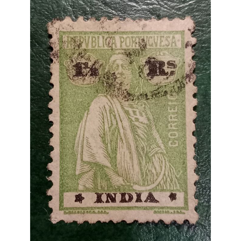 

Prangko Portugis india 1 1/2 Rupee Tahun 1942 USED