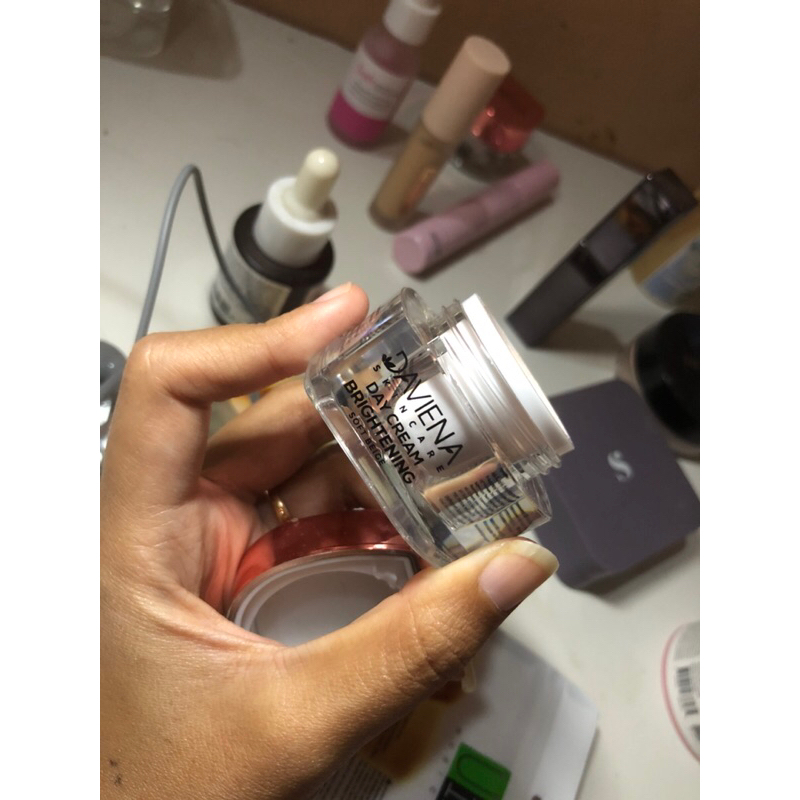 PRELOVED DAVIENA SKINCARE