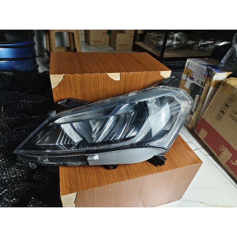 Headlamp Daihatsu Sirion 2019-2022 Original