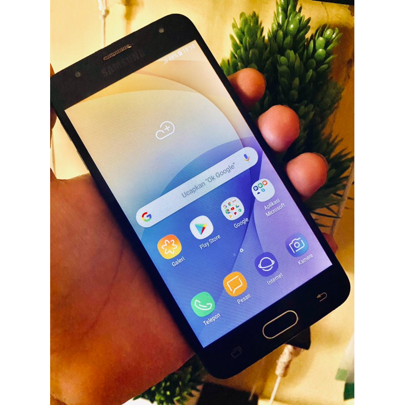 SAMSUNG GALAXY J7 prime handphone second bergaransi siap pake ram 3/32