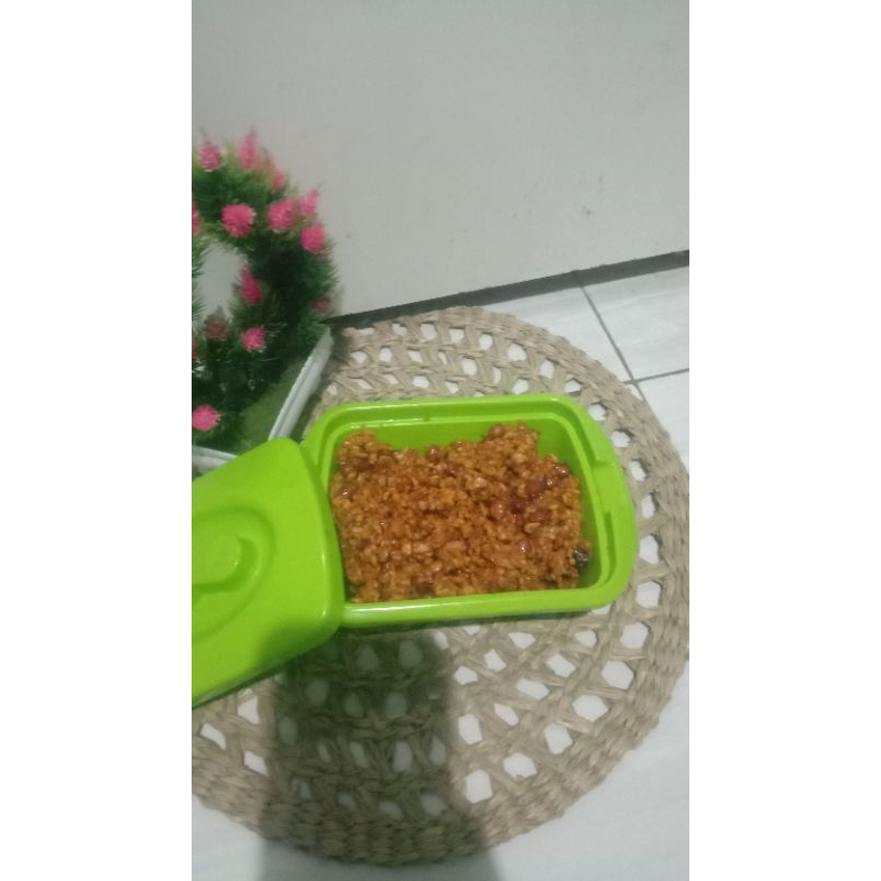 

tempe kering mustofa