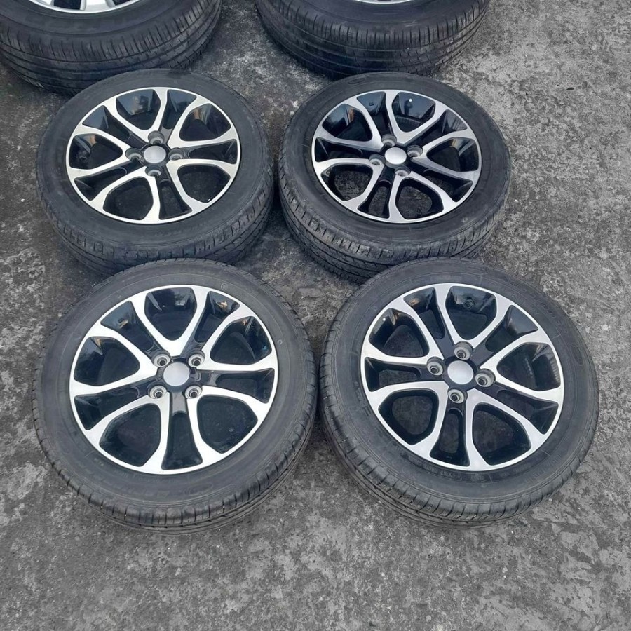 VELG MOBIL OEM SECOND/BEKAS STD SIRION R15X6 4X100 ET50 B/P +BAN GOOD YEAR 185 55