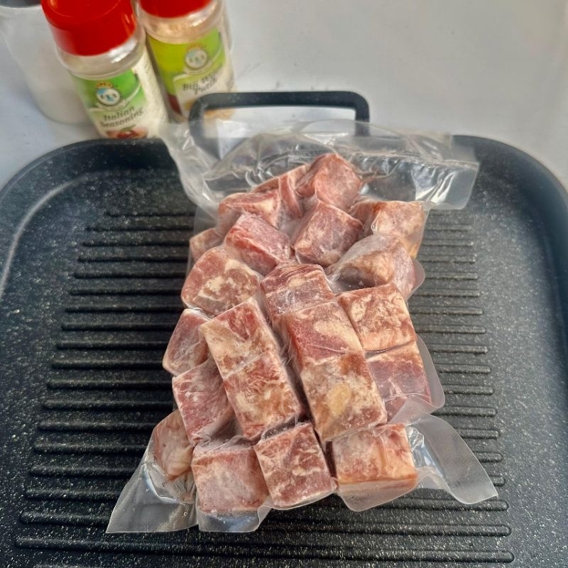 

Saikoro Cubes | Wagyu Meltiq Saikoro 500 Gram