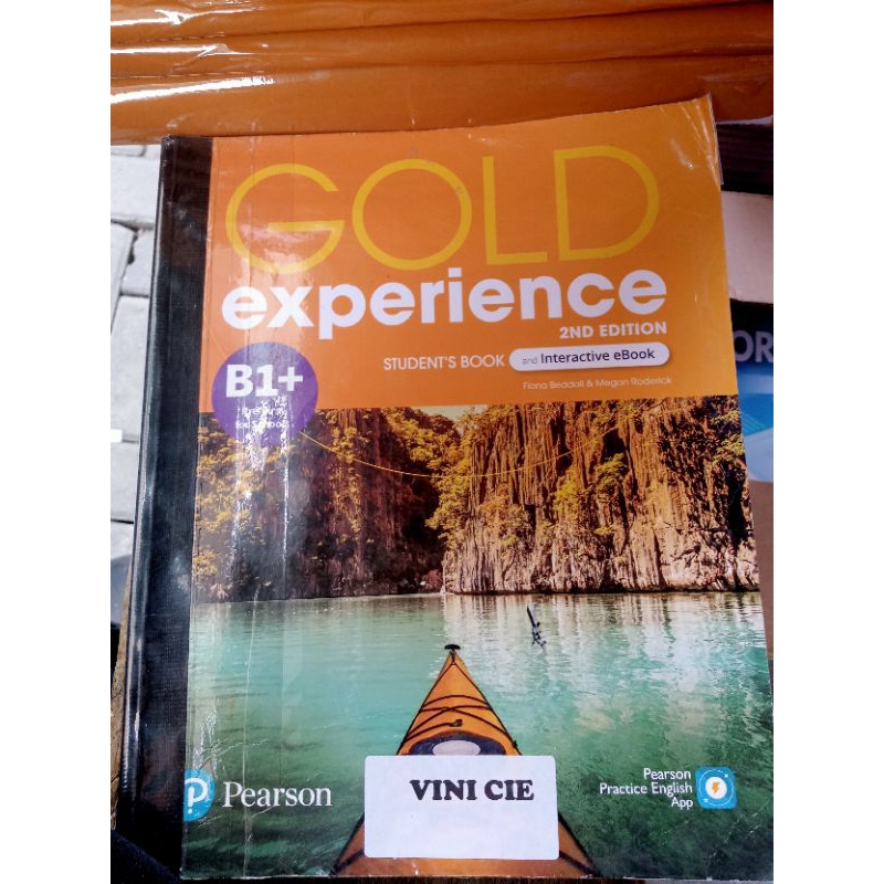 gol experience B1+ student Book