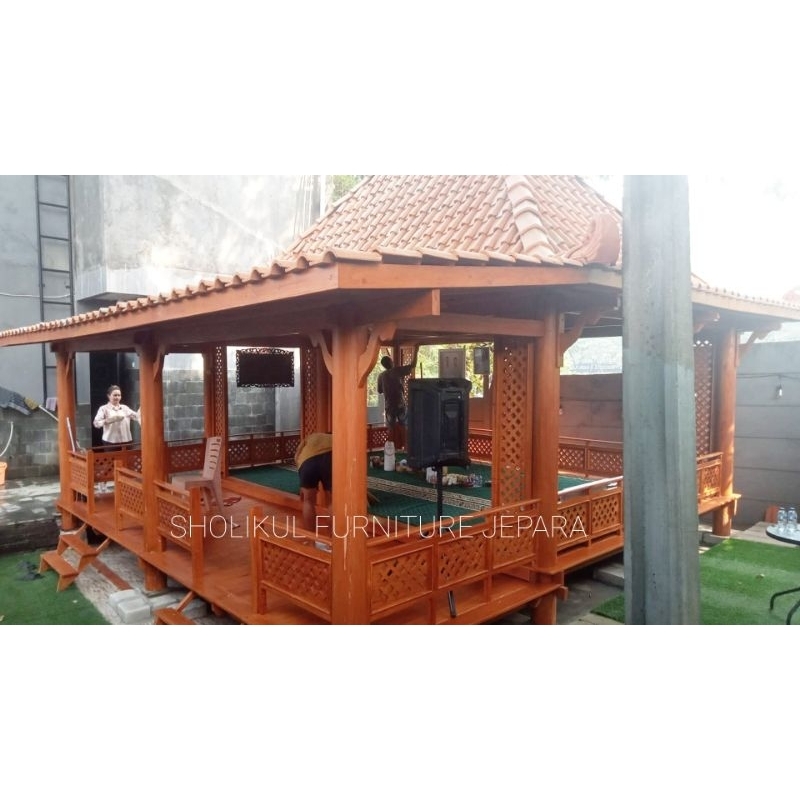 Gazebo Joglo Ukuran 6m x 6m Kayu Mahoni