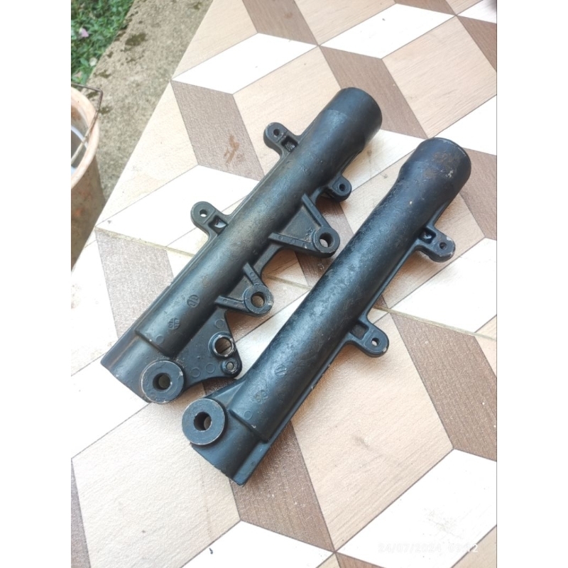 bottom tabung shock breaker depan kanan kiri nmax n max old new 2DP original ori second