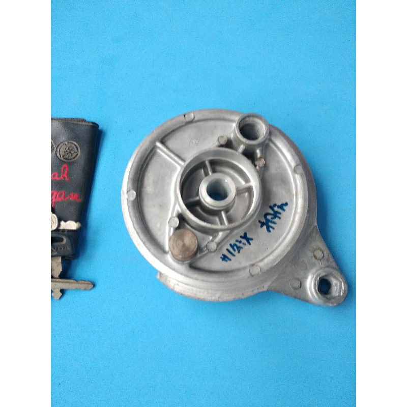 Tutup Tromol belakang Honda CB100 CB125