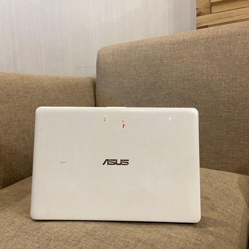 Asus E203NAH Intel Celeron N3350 Ram 4gb Hdd 500gb