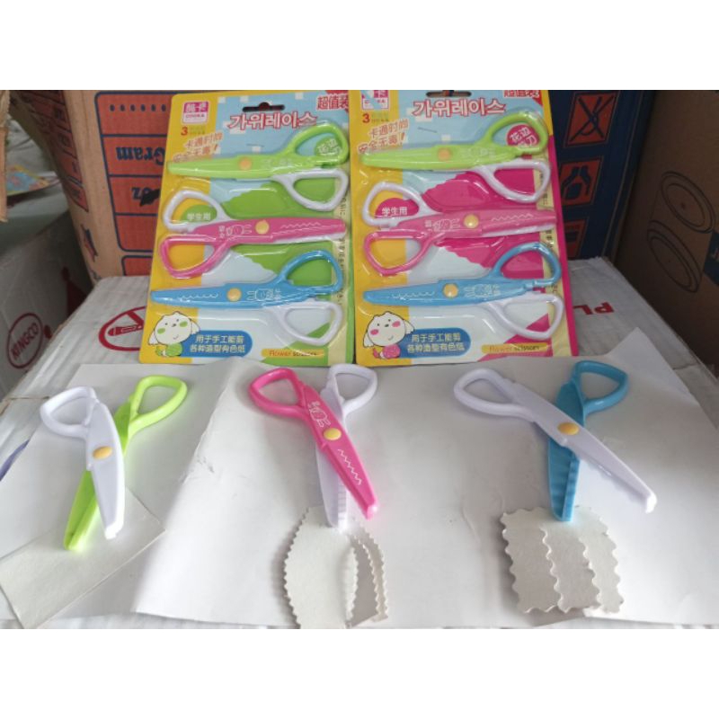 

(1Set)Gunting Fancy set 4961 AV/Gunting kertas gelombang zigzag warna warni untuk craf kartu