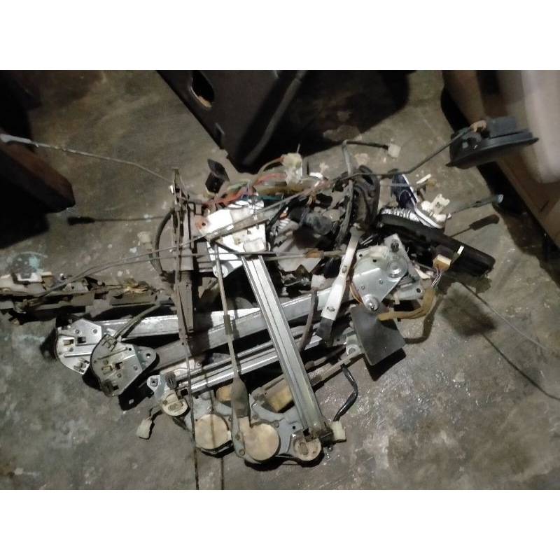 power window Mazda familia lantis cronos