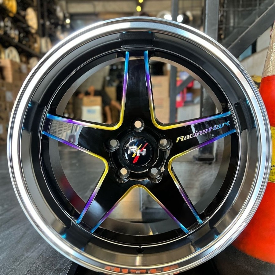 Velg terios rush xpander hrv crv camry Juke velg mobil 18 SAMLONG RH R18