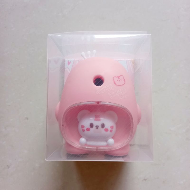 

[ ECER MURAH ] Rautan Serutan Pensil Putar Cute Tiger Pencil Sharpener ( Ukuran 8 x 10 x 10 cm )