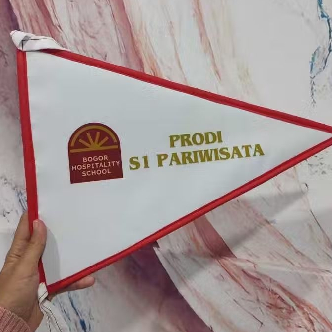 Bendera Travel Segitga/Bendera Tour Segitiga/Bendera Travel Custom