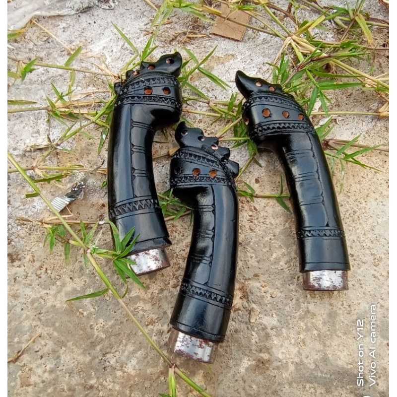 GAGANG GOLOK MAHONI POLITUR HITAM MODEL TOGOG 17CM