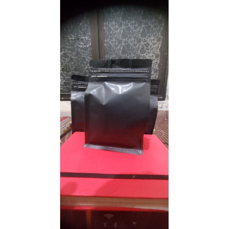 

Biji Kopi Arabika Gunung Kawi 200 Gram