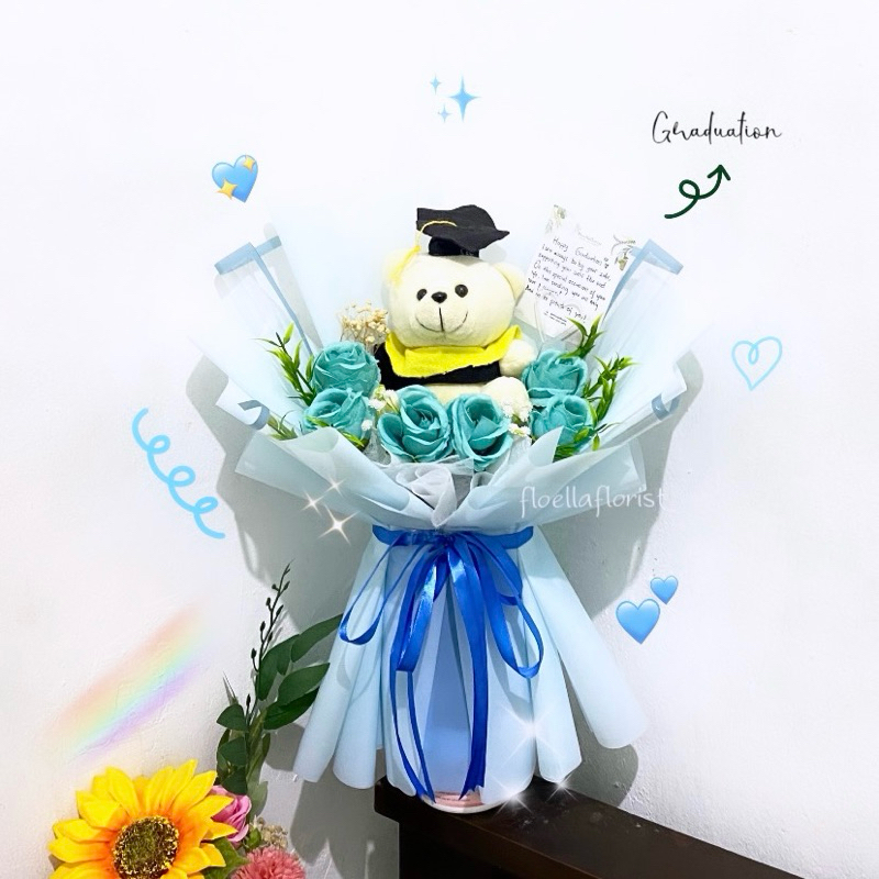

BUCKET WISUDA BUNGA/ BOUQUET GRADUATION/ KADO ULANG TAHUN/ BUCKET BONEKA WISUDA/ BOUQUET READY