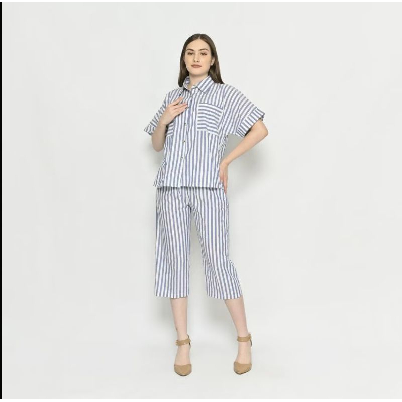 Queenten on-set 0208 setelan wanita katun salur premium lengan pendek
