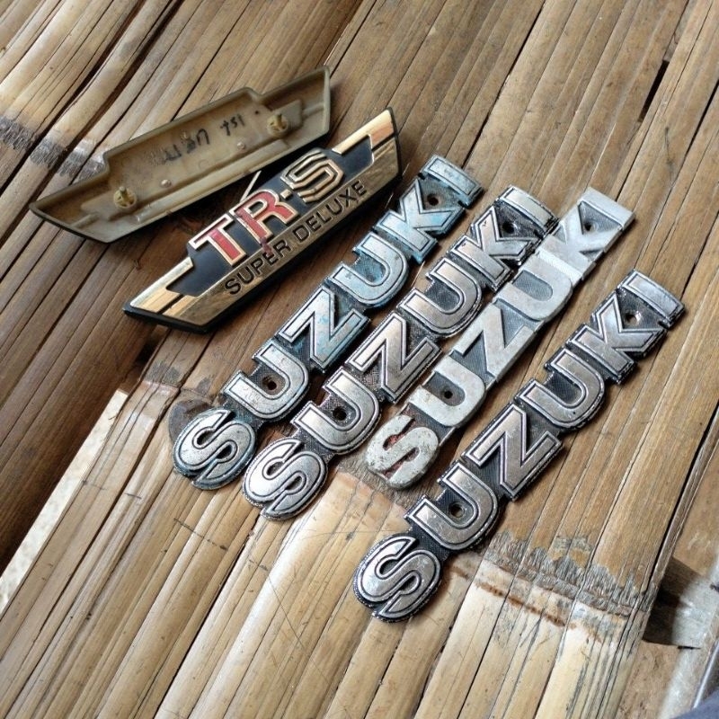 emblem suzuki Trs gp a100 ori new dan 2nd