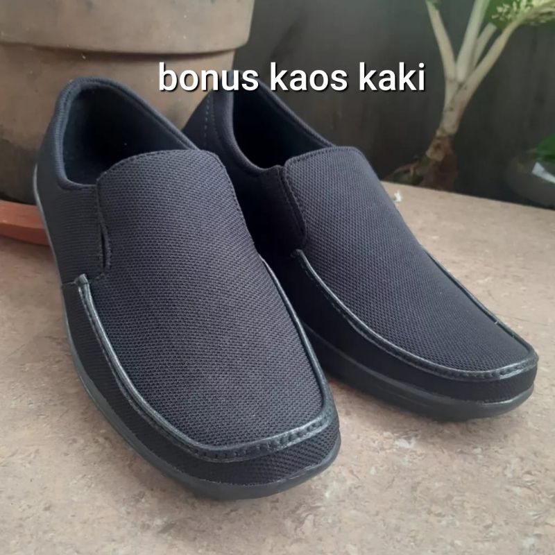 Sepatu Casual Pria Kicker Slip On Mulles,Sepatu Casual Hitam,Sepatu Casual Kerja Pria,Sepatu Casual 