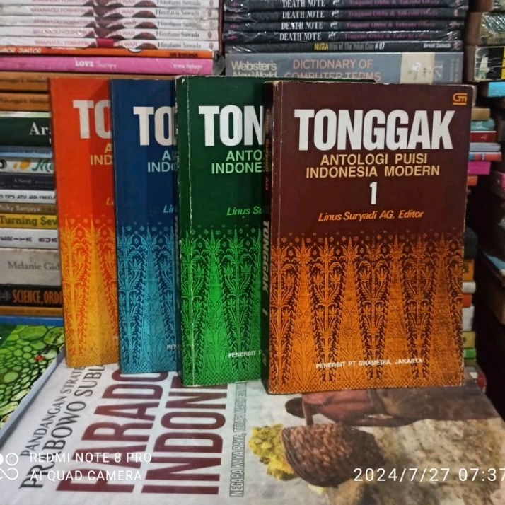 Buku Original TONGGAK ANTOLOGI PUISI INDONESIA MODERN 1-4 Linus Suryadi AG, Editor Bekas