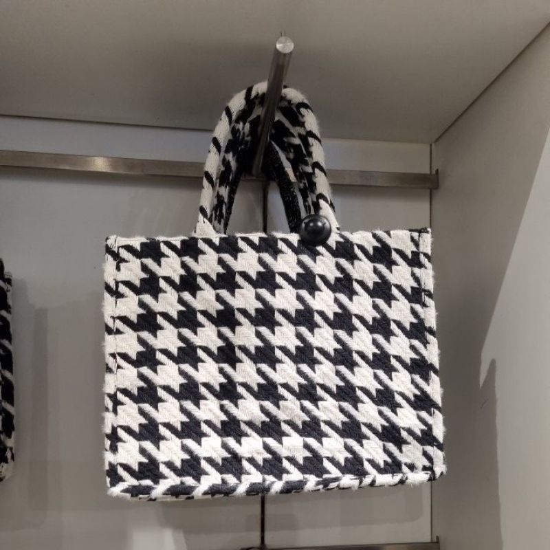 Tas Tote motif H&M JASTIP jasa titip hnm