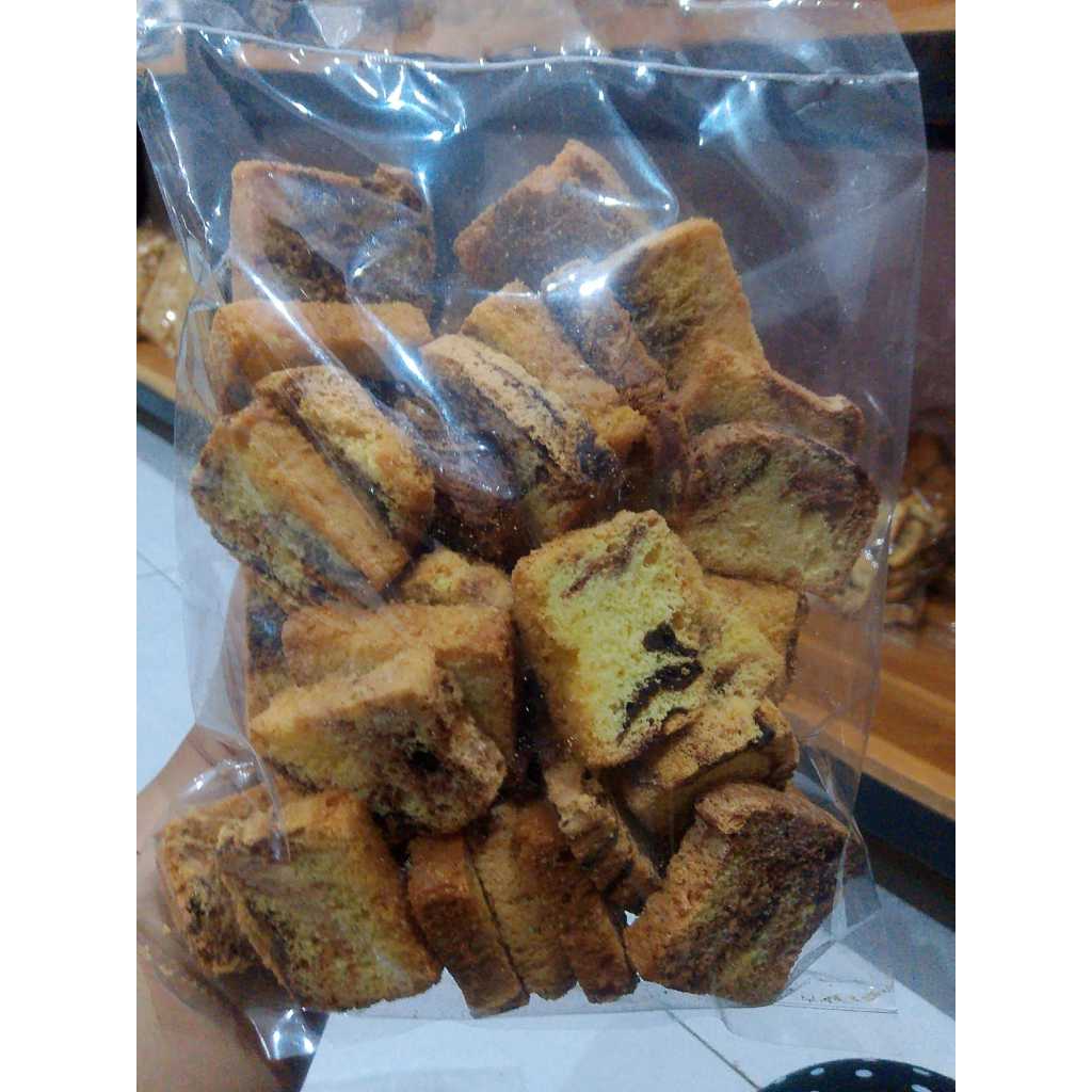 

KUE KERING BOLU JADUL NETTO 250GR