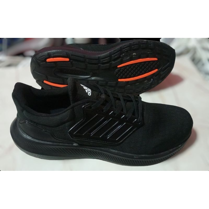 Sneaker Original Pria - Sepatu Full Black