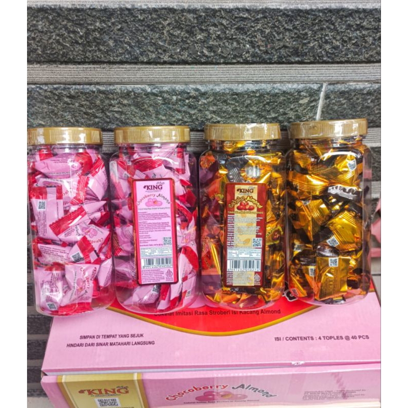 

QH Coklat Almond d'King Mix Rasa Coklat dan Cocobey ( 1 Dus Isi 4 Toples)