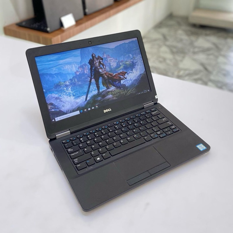 Dell latitude E5270